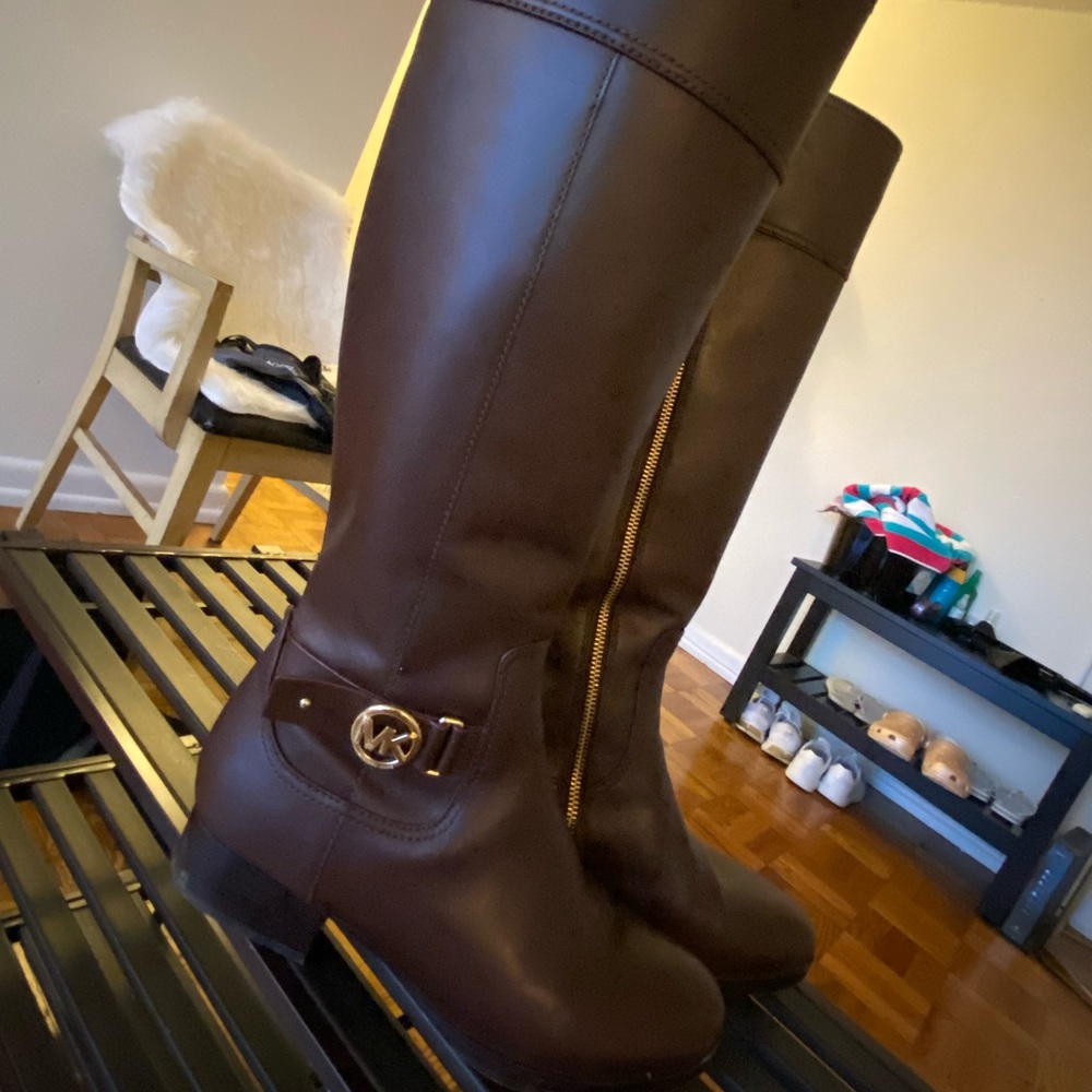 Michael Kors Women’s Brown Leather Boots
